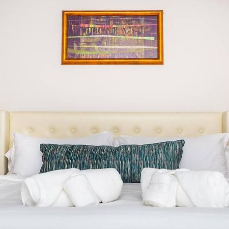 Comfy Studio With Cali King Size Mattress San Diego Exteriör bild