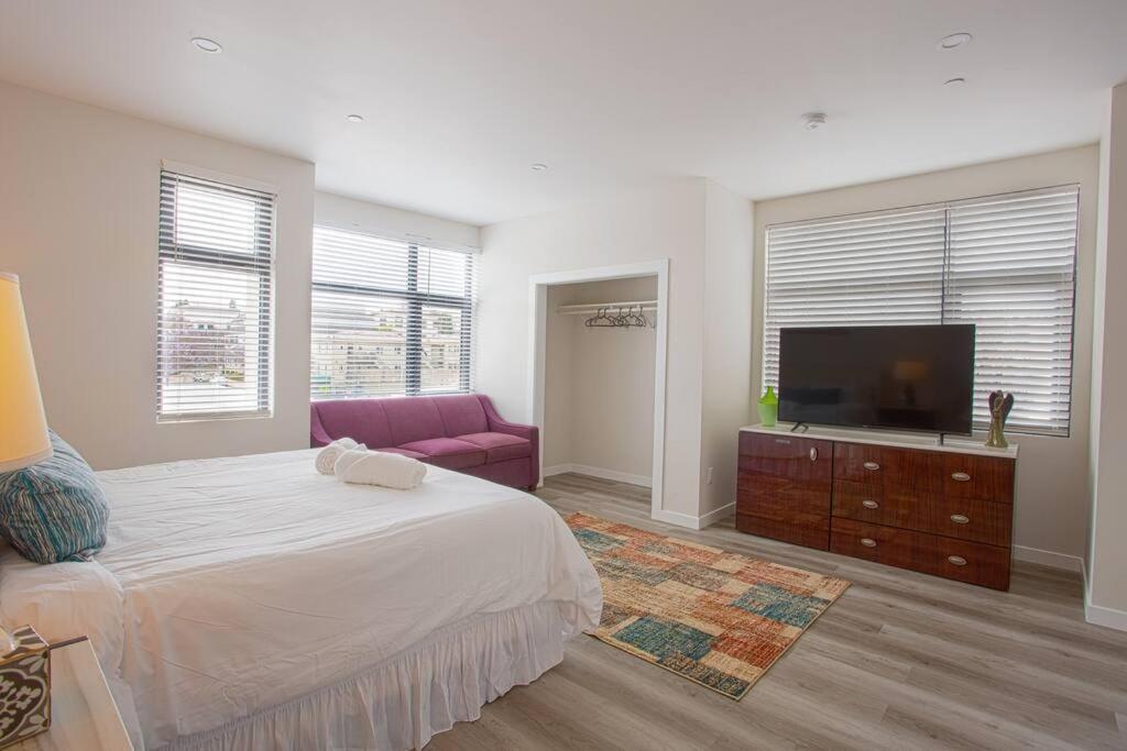 Comfy Studio With Cali King Size Mattress San Diego Exteriör bild